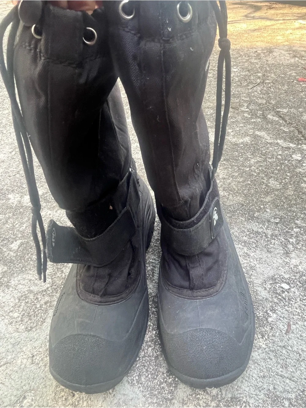 Kamik Men’s Waterproof Insulated Winter Boots Size 9